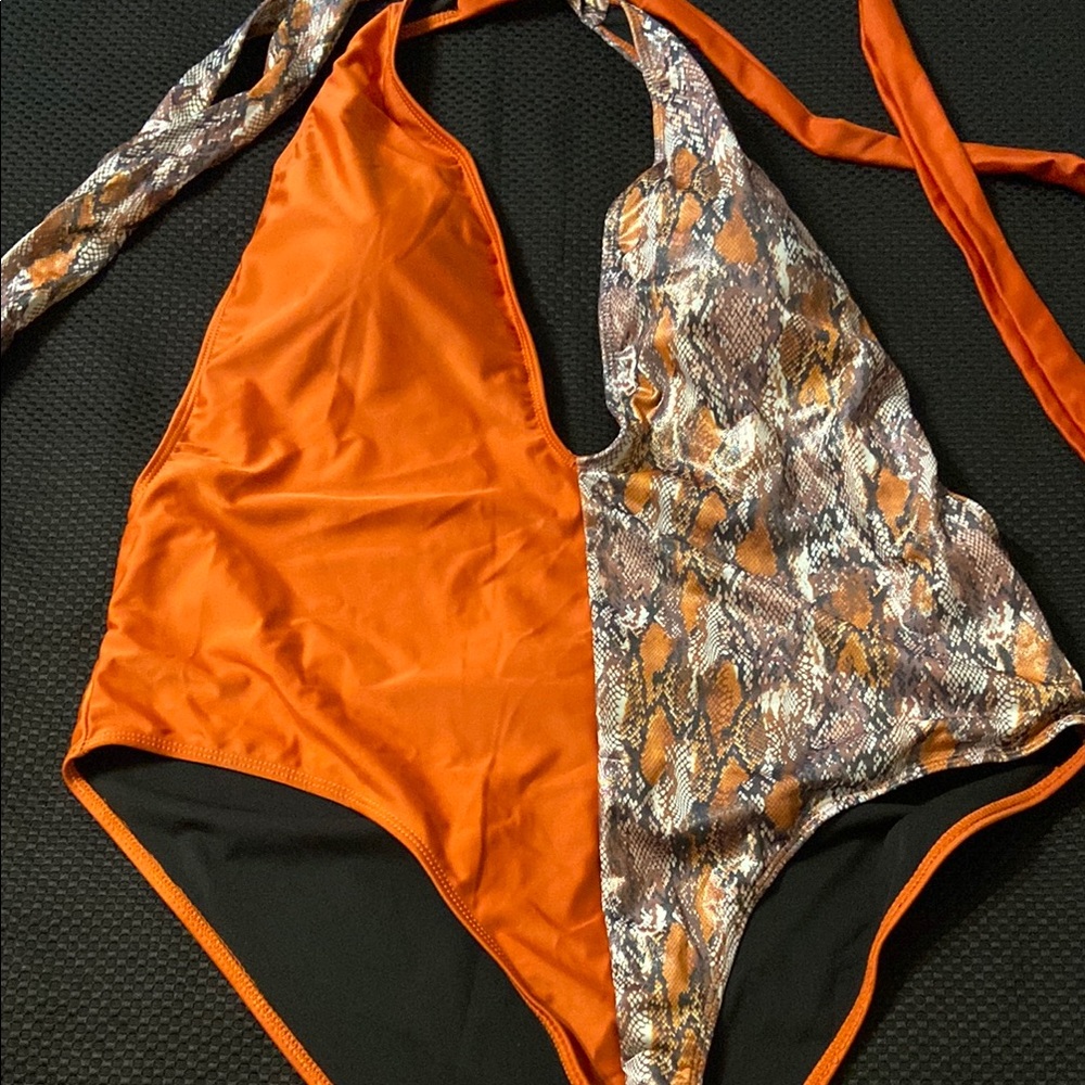 Shein one piece rust & snakeskin print swimsuit new size 4XL